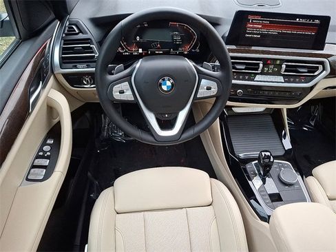 Used 2022 BMW X3 xDrive30i image 11