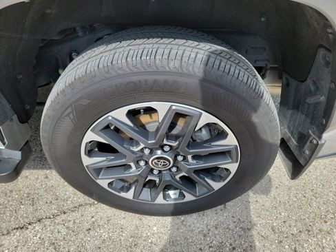 Used 2024 Toyota Sequoia Limited w/ Tow Technology Package AWD/4WD image 12
