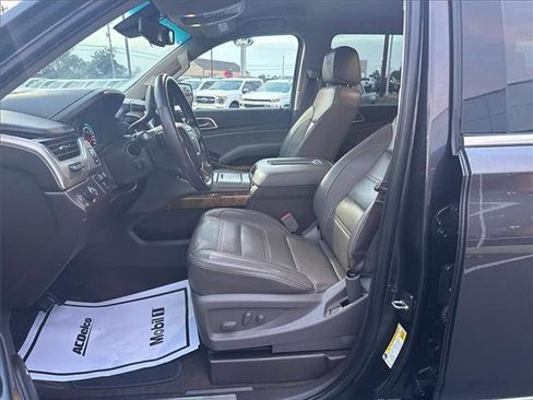 Used 2017 GMC Yukon Denali image 13