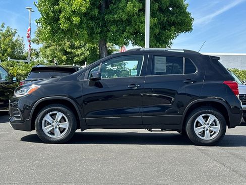 Used 2022 Chevrolet Trax LT w/ Driver Confidence Package AWD/4WD image 7