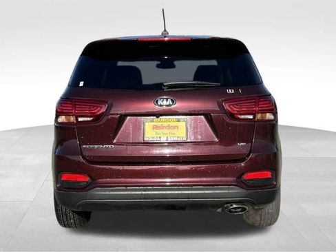 Used 2019 Kia Sorento LX image 7
