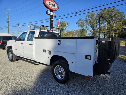 Used 2015 Chevrolet Silverado 2500 W/T AWD/4WD image 3