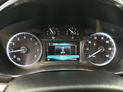 Used 2018 Buick Encore Premium image 30