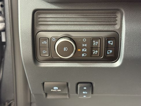 New 2026 Ford F250 Lariat w/ Black Appearance Package AWD/4WD image 18