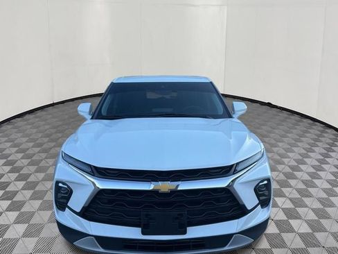 Used 2023 Chevrolet Blazer LT w/ Driver Confidence Package FWD image 3