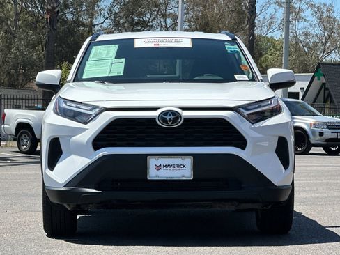 Used 2025 Toyota RAV4 XLE AWD/4WD image 7