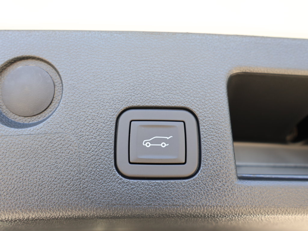 New 2027 GMC Terrain AT4 w/ Convenience Package III AWD/4WD image 30