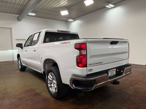 Used 2023 Chevrolet Silverado 1500 LT AWD/4WD image 33
