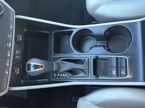 Used 2018 Hyundai Tucson SEL image 28