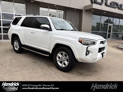 Used 2023 Toyota 4Runner SR5 Premium w/ Moonroof Package RWD image 1