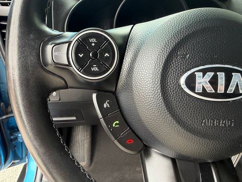Used 2017 Kia Soul + w/ Designer's Package FWD image 23