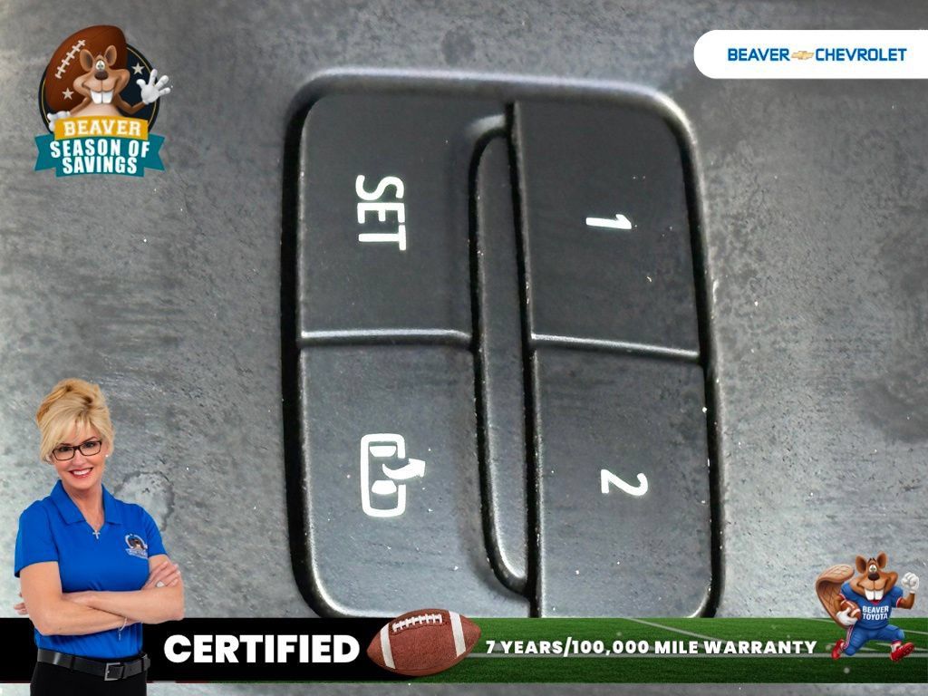 Used 2024 Chevrolet Suburban LT AWD/4WD image 34