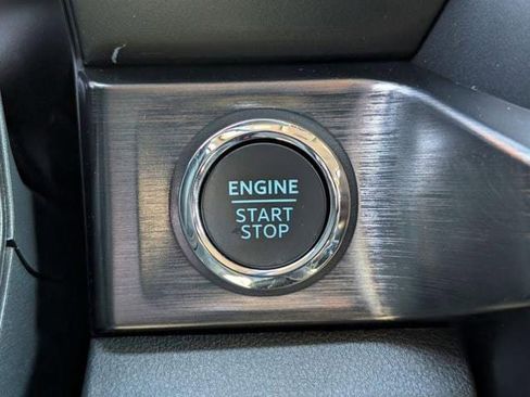 New 2026 Ford F250 Lariat w/ Black Appearance Package image 20