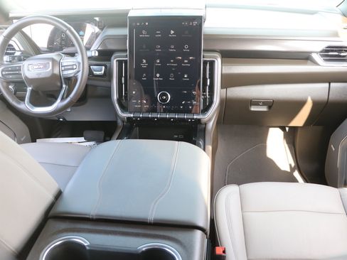Used 2026 GMC Yukon XL Elevation AWD/4WD image 16