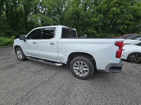 Used 2022 Chevrolet Silverado 1500 LTZ w/ LTZ Premium Package AWD/4WD image 5