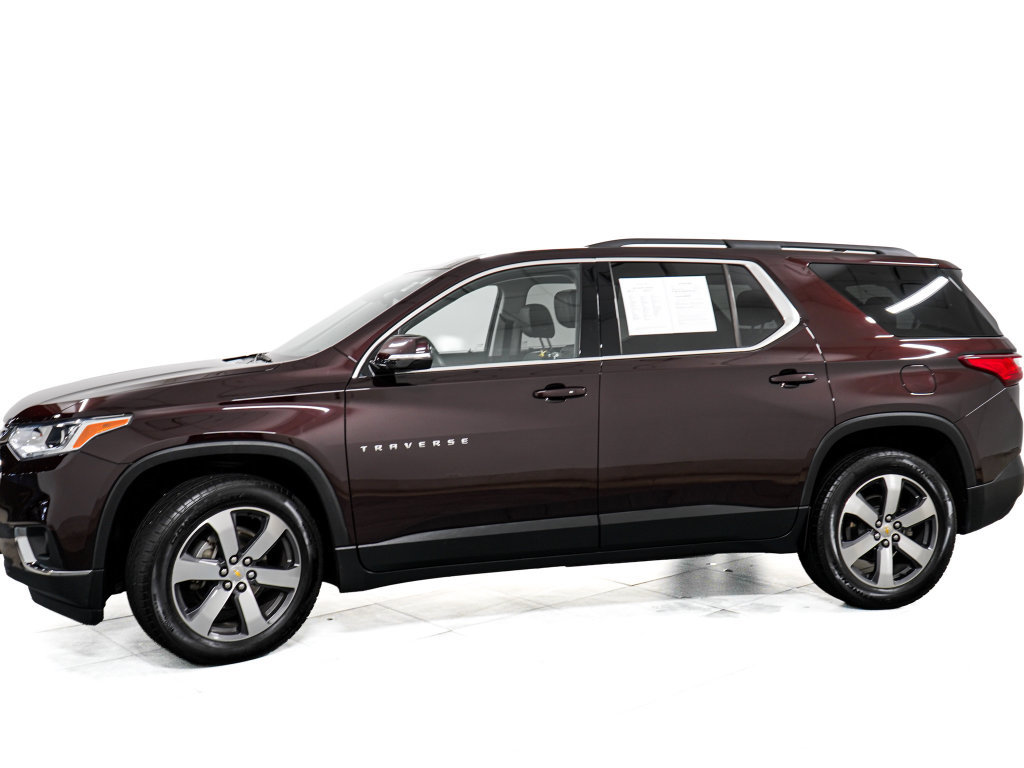 Used 2020 Chevrolet Traverse LT w/ LT Premium Package FWD image 4