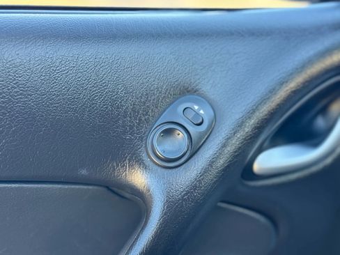 Used 2006 Pontiac GTO image 10