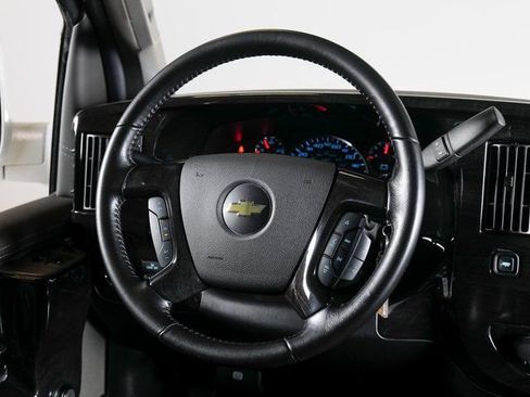 Used 2022 Chevrolet Express 2500 Extended w/ Enhanced Convenience Package RWD image 11