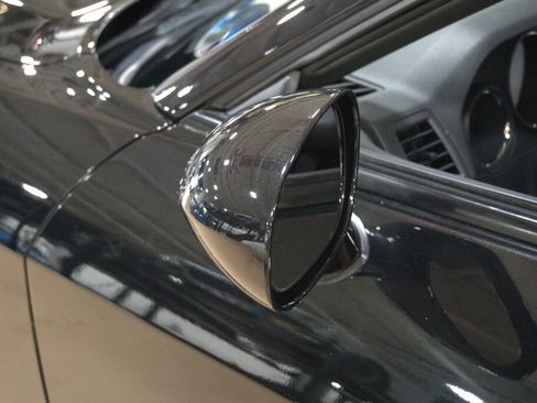 Used 2009 Dodge Challenger R/T image 14