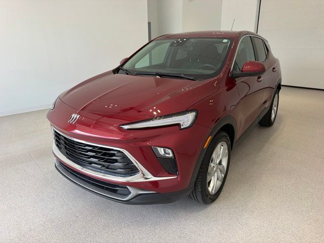 Used 2024 Buick Encore GX Preferred FWD image 2