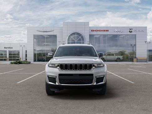 New 2025 Jeep Grand Cherokee L Limited image 6