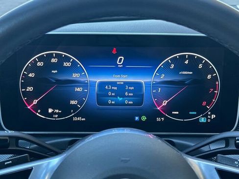 Used 2025 Mercedes-Benz C 300 4MATIC Sedan image 30