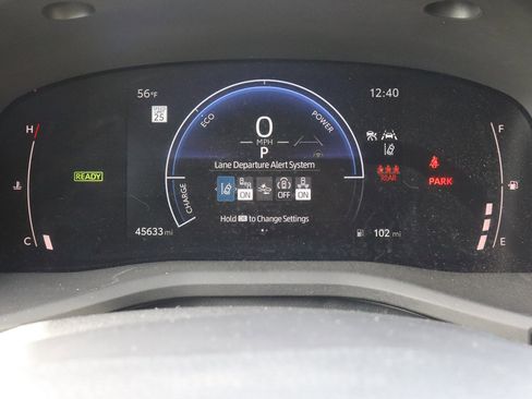 Used 2025 Toyota Camry SE image 27