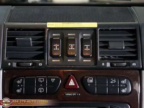 Used 2004 Mercedes-Benz G 500 image 30