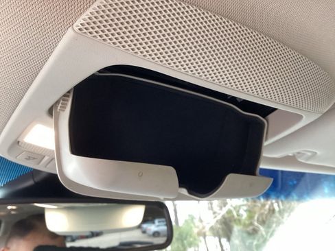 Used 2019 Ford Edge Titanium w/ Equipment Group 301A image 65