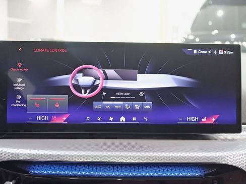 Used 2025 BMW i4 xDrive40i w/ M Sport Package image 23