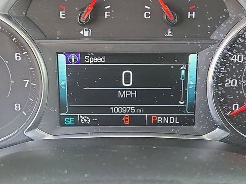 Used 2018 GMC Acadia SLT image 23