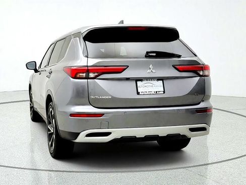 Used 2022 Mitsubishi Outlander SE AWD/4WD image 6