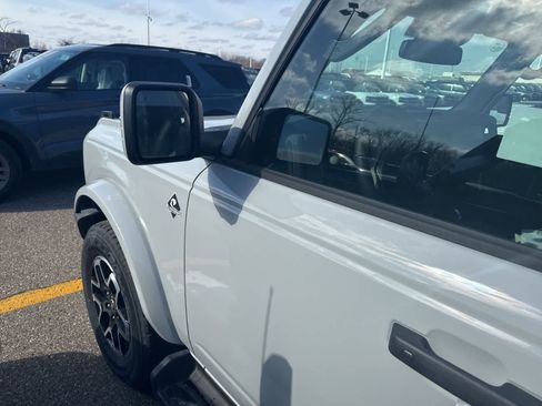 New 2026 Ford Bronco Outer Banks AWD/4WD image 4