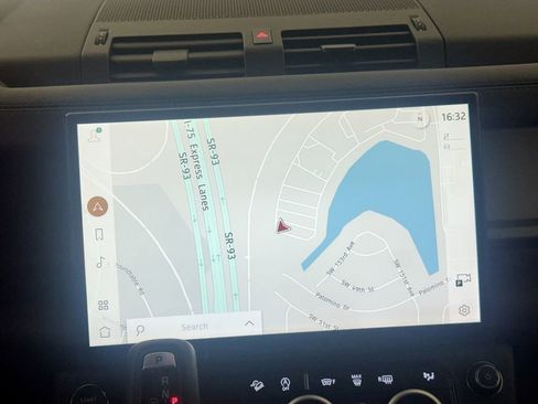 New 2026 Land Rover Defender 110 V8 image 12