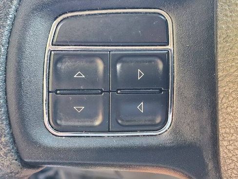 Used 2014 RAM 1500 Express AWD/4WD image 24