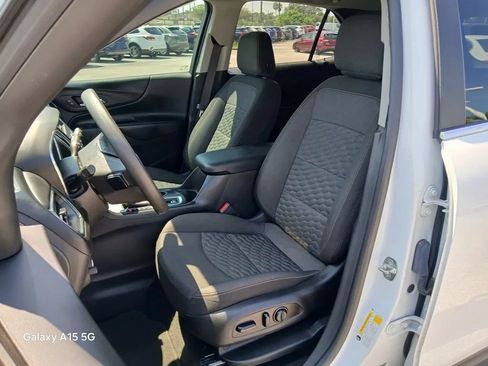 Used 2021 Chevrolet Equinox LT FWD image 11
