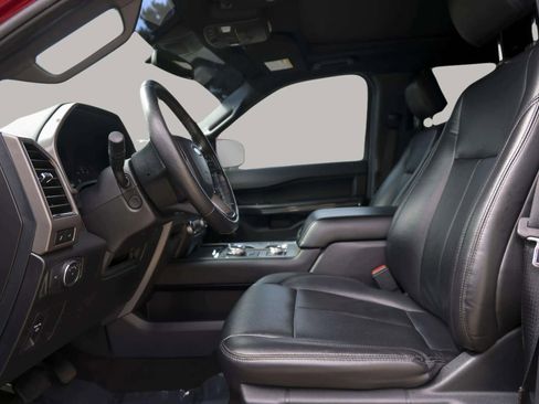 Used 2020 Ford Expedition Max XLT w/ Equipment Group 202A image 16