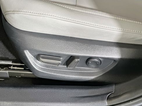 Certified 2025 Toyota Camry SE FWD image 13