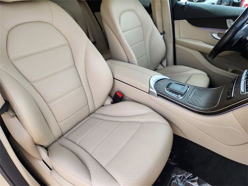 Certified 2021 Mercedes-Benz GLC 300 4MATIC image 20