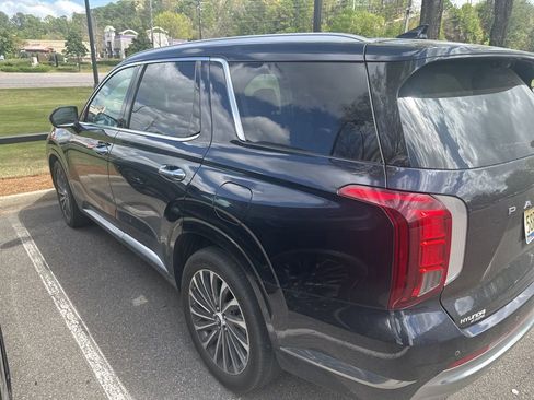 Used 2024 Hyundai Palisade Calligraphy image 7