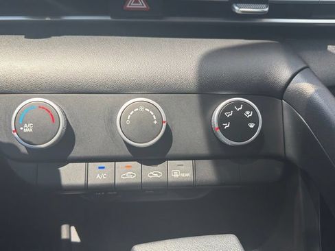 Certified 2026 Hyundai Elantra SE w/ Cargo Package FWD image 20