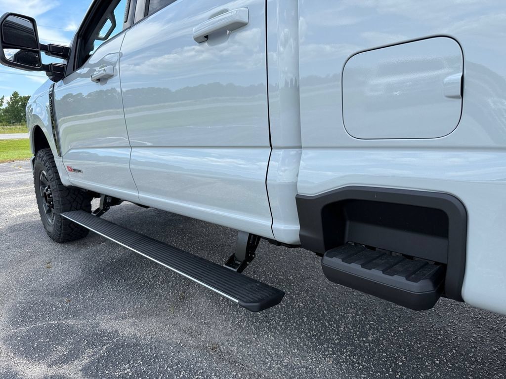 New 2026 Ford F350 Lariat w/ Tremor Off-Road Package AWD/4WD image 28