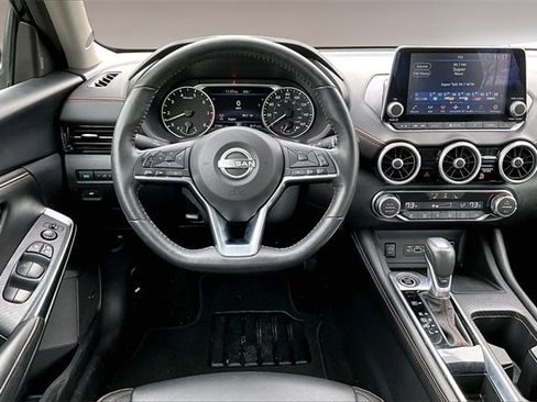 Used 2024 Nissan Sentra SR w/ SR Premium Package image 8