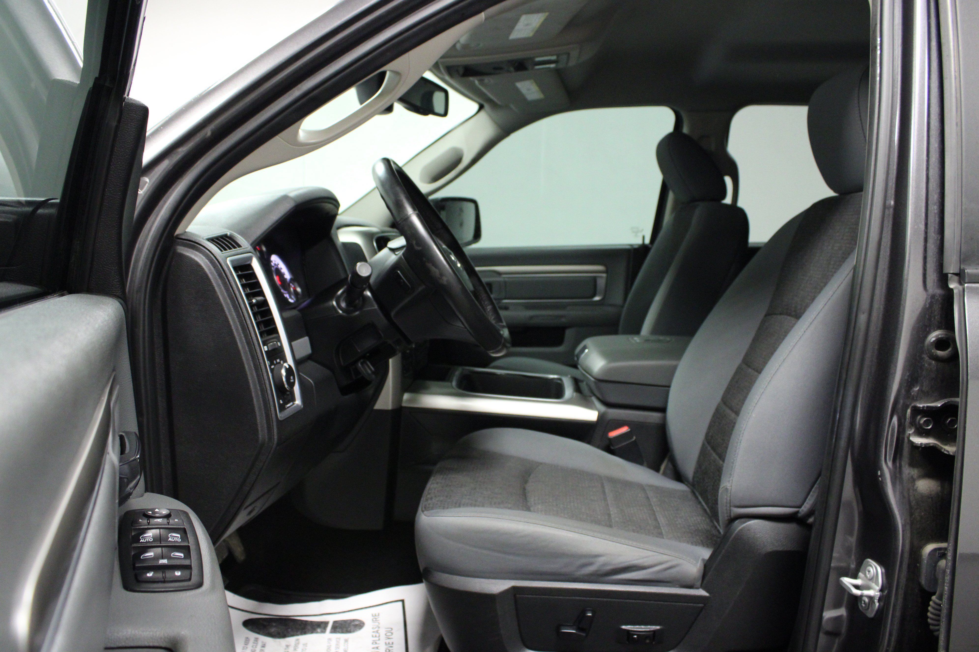 Used 2018 RAM 1500 Big Horn AWD/4WD image 12