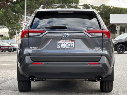 Certified 2024 Toyota RAV4 XLE Premium image 4