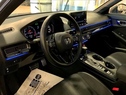 Used 2024 Honda Civic Sport image 18