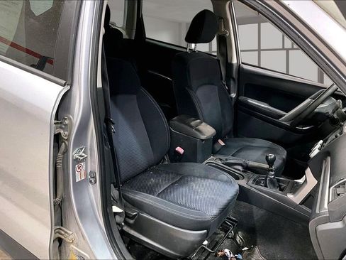 Used 2016 Subaru Forester 2.5i Premium AWD/4WD image 8