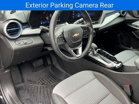 Certified 2024 Chevrolet Trax LT w/ LT Convenience Package image 24