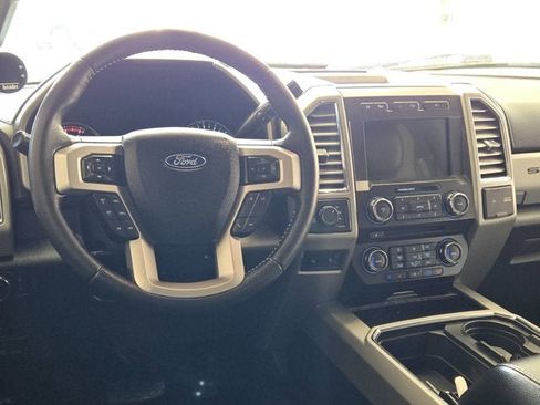 Used 2022 Ford F250 XLT w/ Black Appearance Package image 18