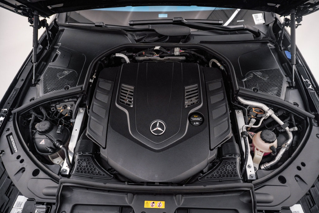 Used 2025 Mercedes-Benz S 580 4MATIC Sedan image 33